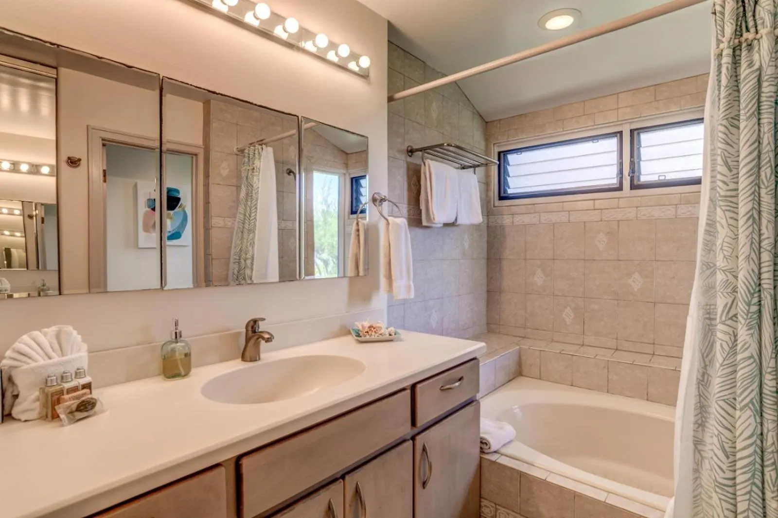 Kbm Resorts Free Car Kapalua Ridge Villas Krv-722 Large 2 Story With Ocean Views Kaanapali